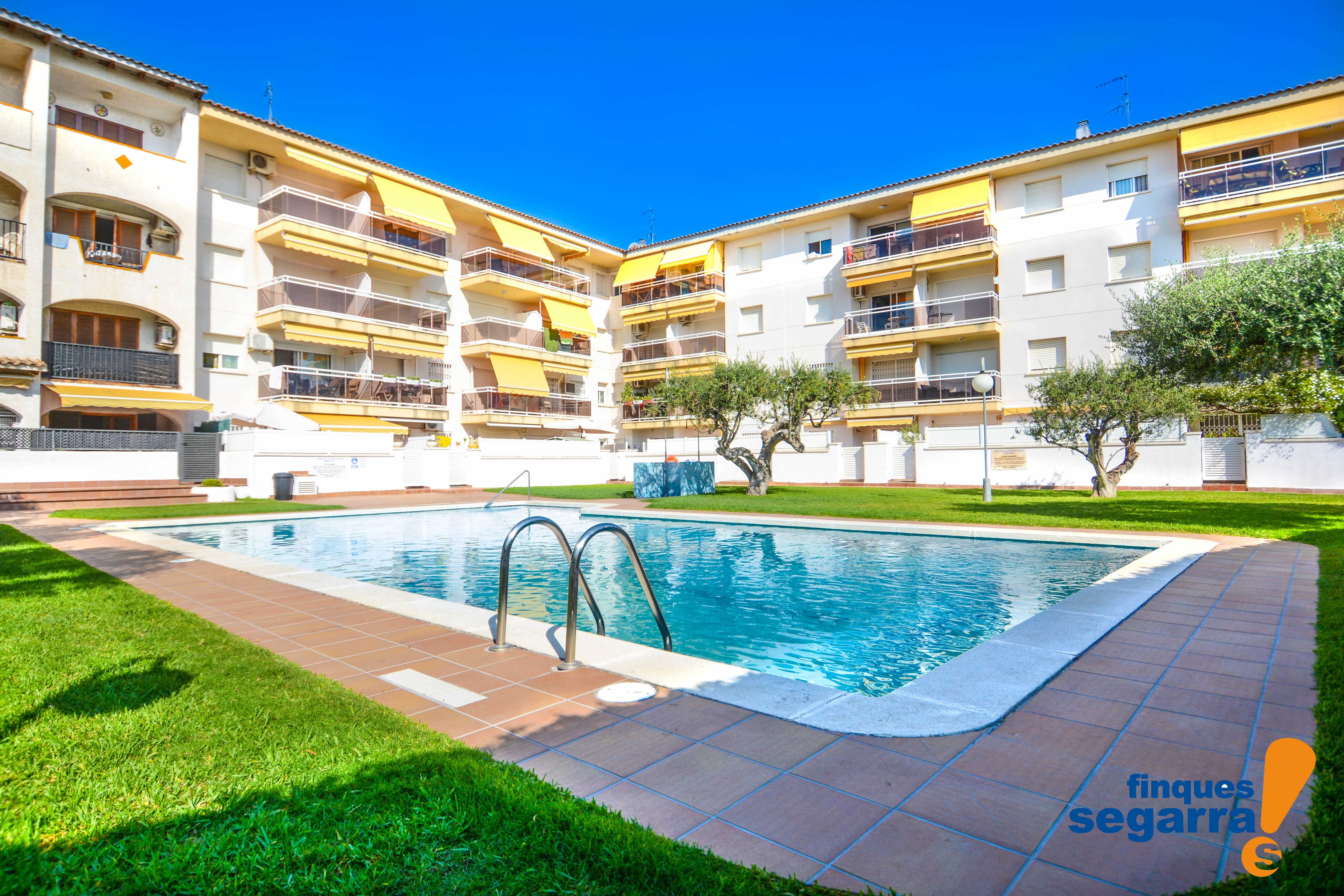 Apartamento con zona comunitaria con piscina en Comarruga 2MASIA7721